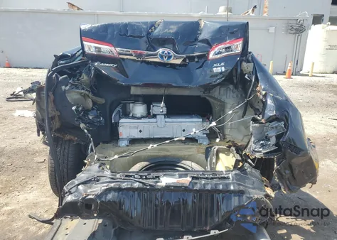 2012 Toyota Camry Hybrid z USA, uszkodzony, nr VIN 4T1BD1FK2CU041282